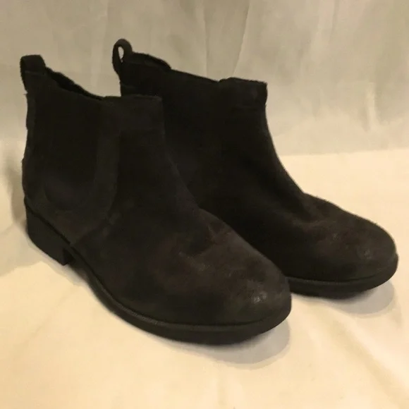 NWOT Womens Ugg Bonham II Black Waterproof Leather Sheepskin Lined Boots 1095150 - Picture 4 of 11
